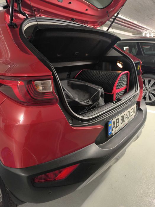 Продам Kia Stonic 2018 року — відмінний стан