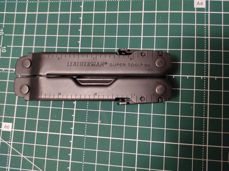 Мультиінструмент мультитул Leatherman Super Tool 300 оригінал.
