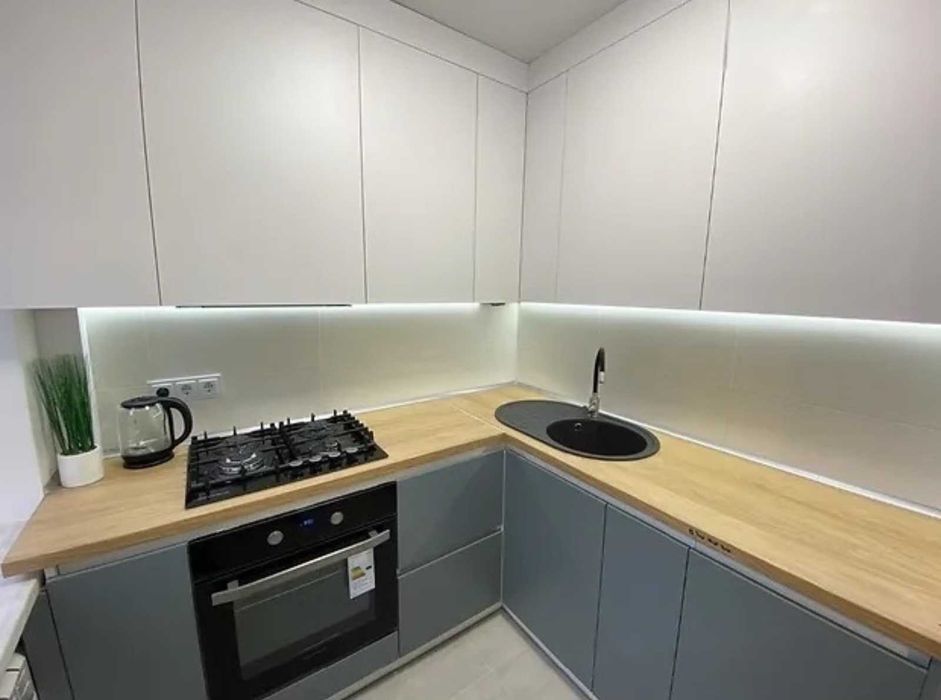 Продається 2-кімнатна квартира в районі Центрального ринку Н1