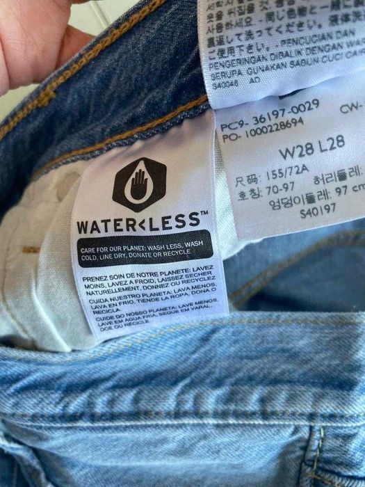 Джинсы, LEVIS, 501, модель бойфренд, цвет голубой.