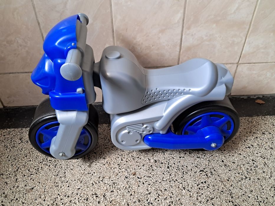 Motocykl policyjny pchacz