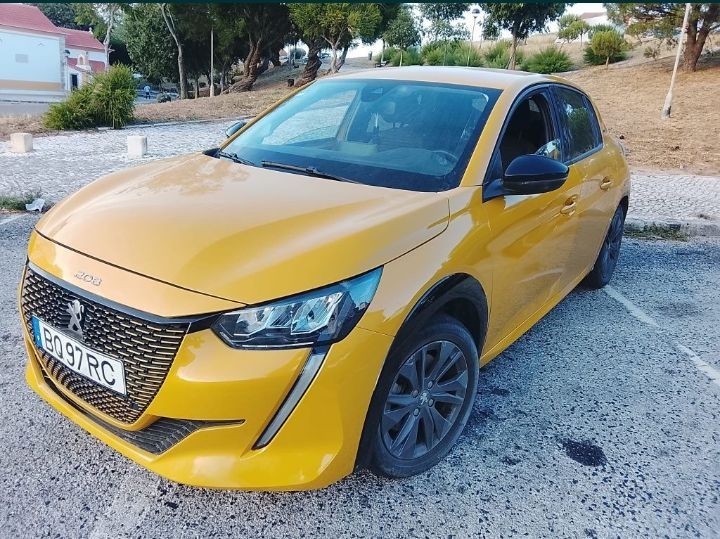 Pintura automóvel 600€