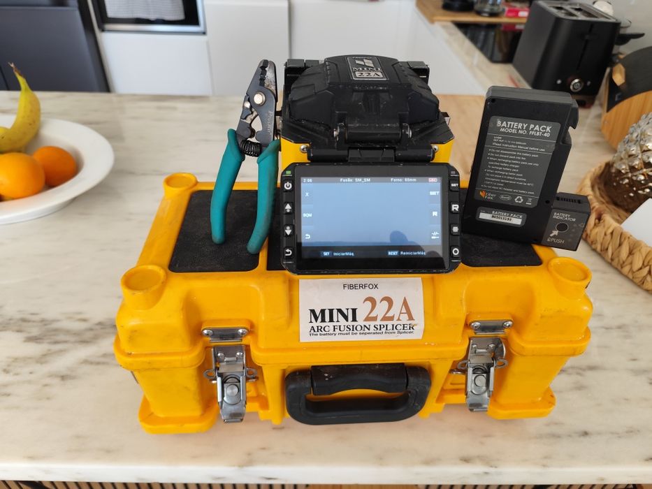 Venda de maquinas de fibra otica.