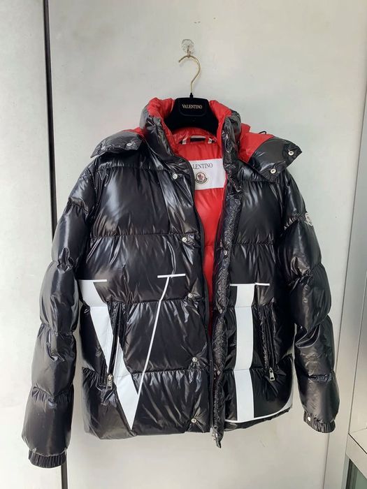 Пуховик: Valentino