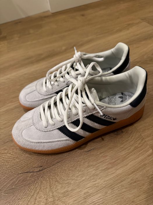 Adidas   spezial