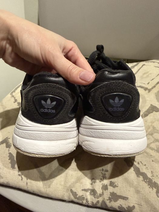 Жіночі Кросівки puma / adidas оригінал устілка 23,5