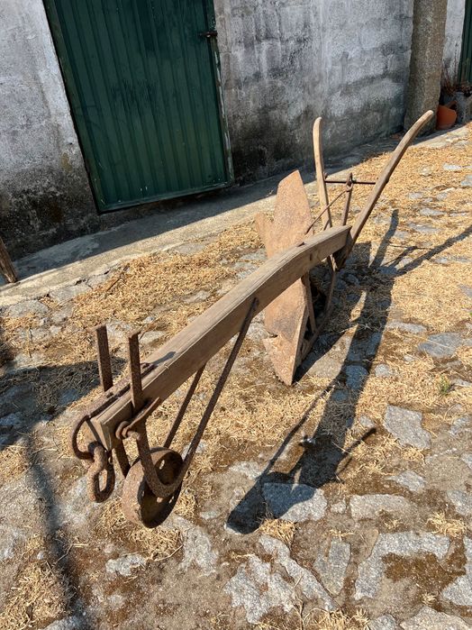 Antiguidade de Alfaia agrícola