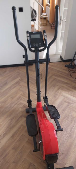 Orbitrek elektromechaniczny