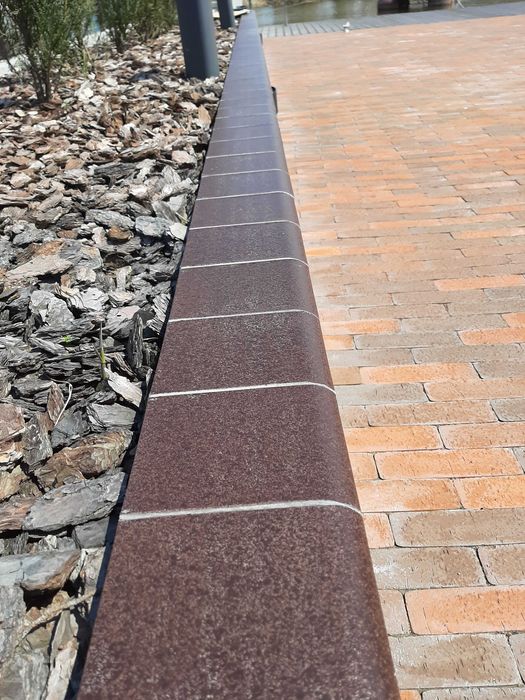 Відливи керамічні підвіконня. Отливы керамические подоконники.