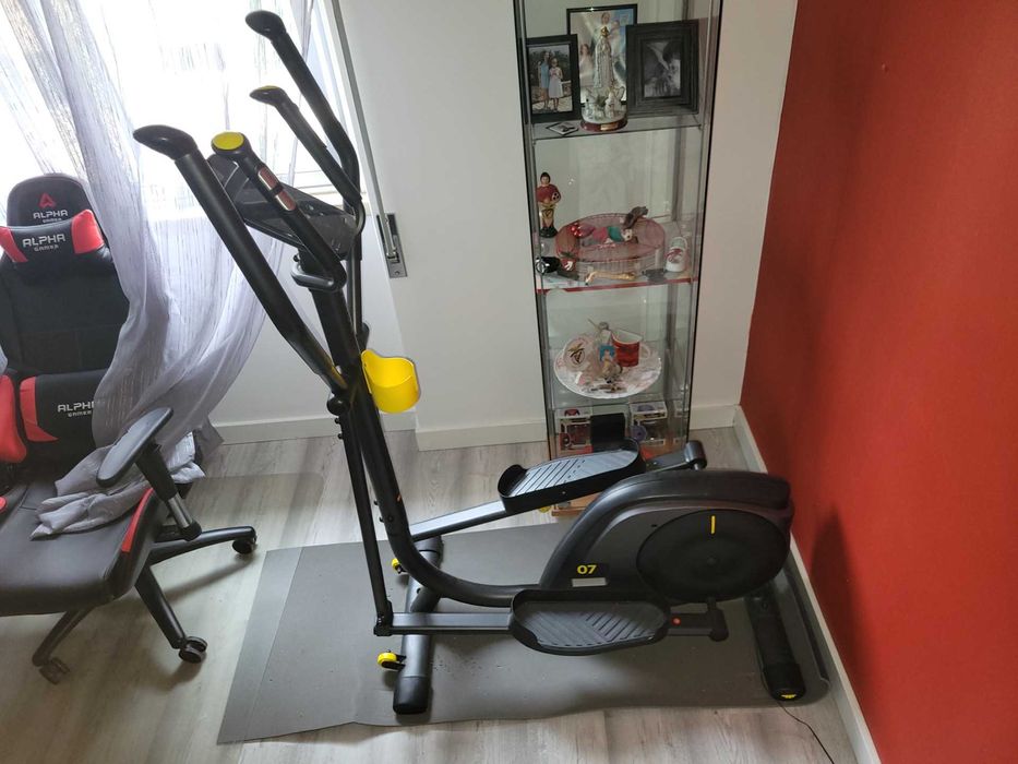 Bicicleta Elíptica de Treino 500 Conectada - DOMYOS