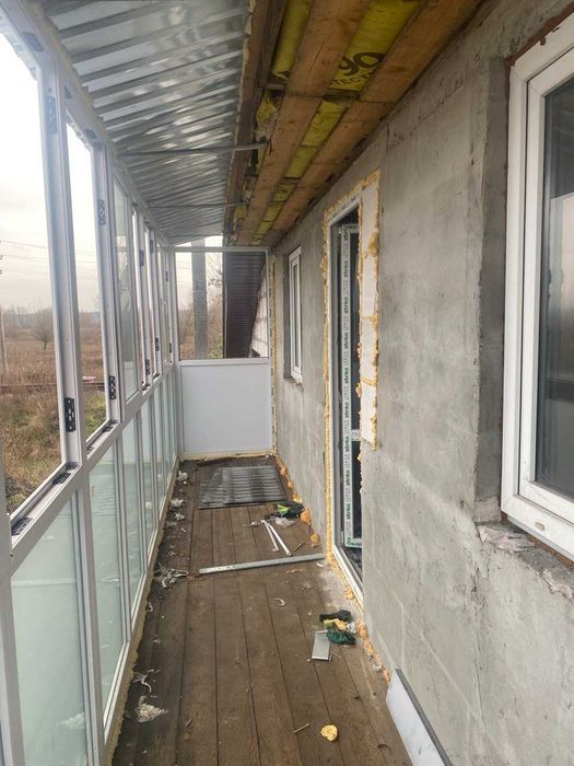 Продам гараж 75м2 в Гостомелі біля озера