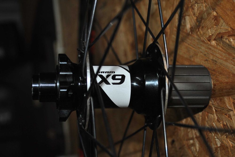 KOŁO 29 TYŁ Sram x-9 Stans ZTR Rapid Notubes 12x142