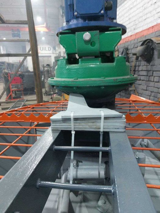 Бетономешалка, Принудительный бетоносмеситель, Растворосмеситель