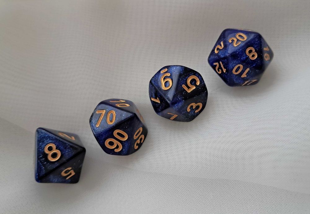 Игральные кубики НАБОР 4шт-150грн