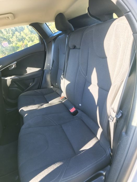 Volvo V40 2.0 D2 Momentum 2016 - Poucos kms