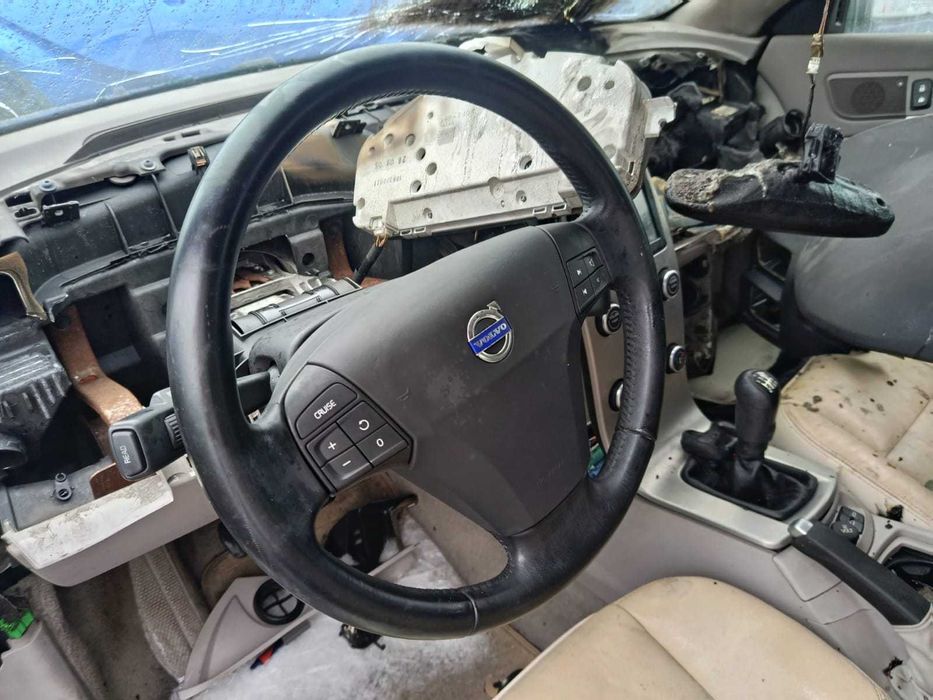 Volvo C70 II OKAZJA b. zadbane, sprawne , pożar deski rozdzielczej