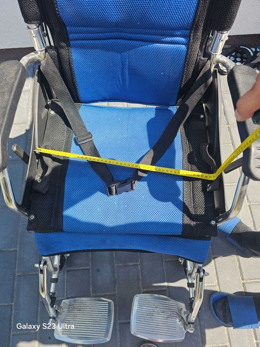 Wózek inwalidzki lekki