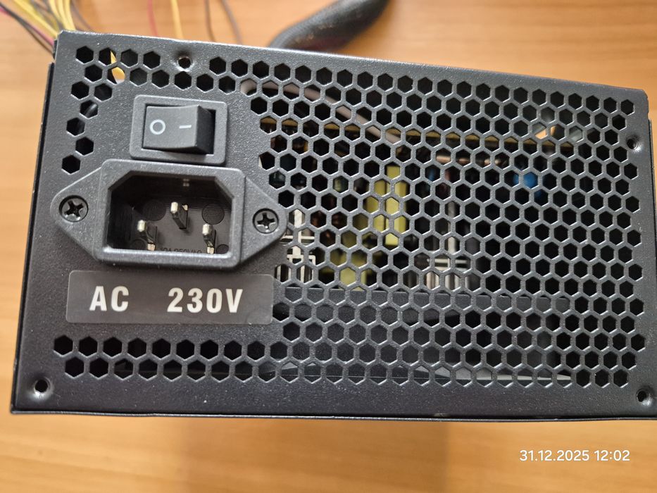 Блок живлення GameMax 500Вт під ремонт