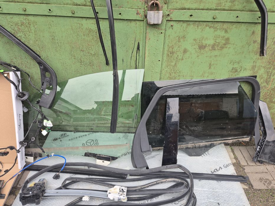 Скло, молдінг, накладка дверей,ручки,склопідйомник форд ейдж,ford edge