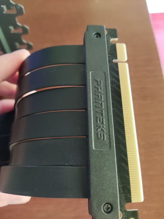 Riser marca PHANTEKS