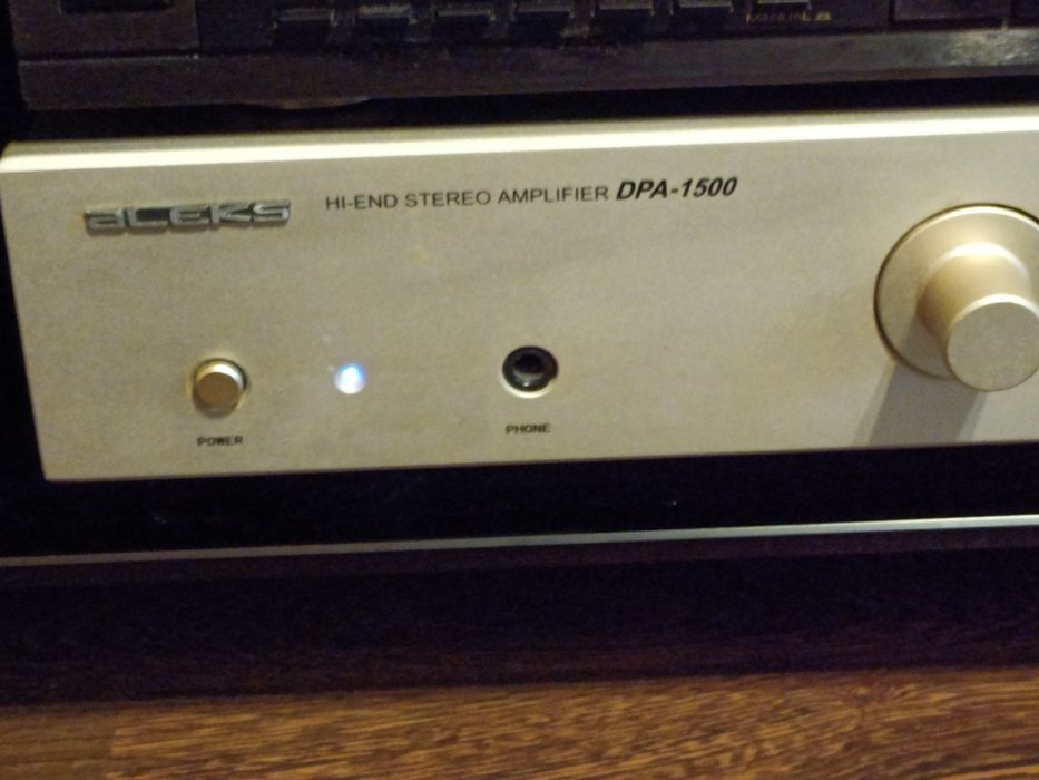 Продам усилитель,.Hi-End  Aleks 1500.