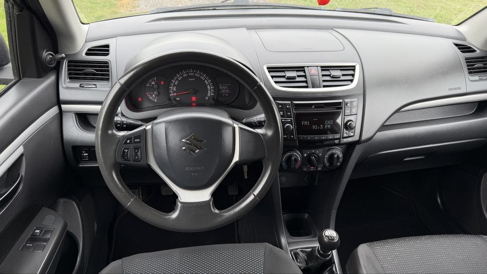 Suzuki swift benzyna klima alufelgi super stan