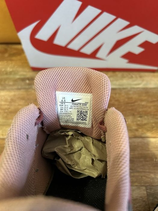 Продам Кросівки Nike Air
