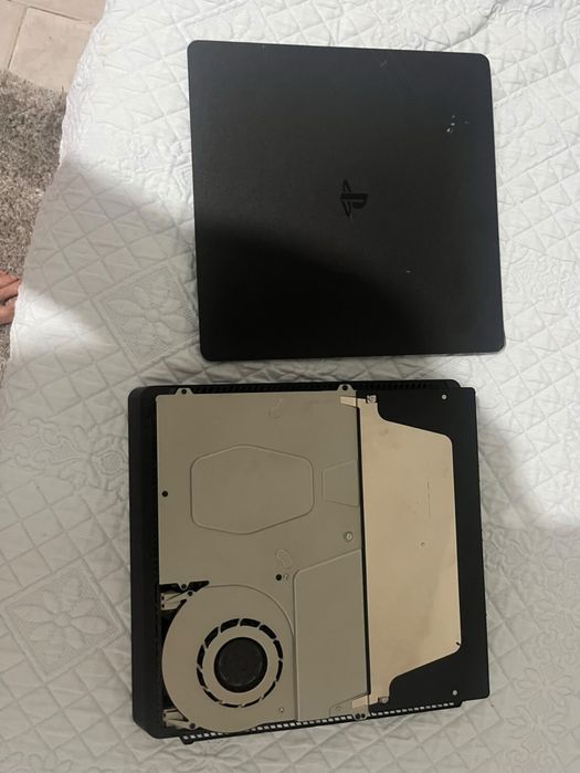 Vendo ps4.