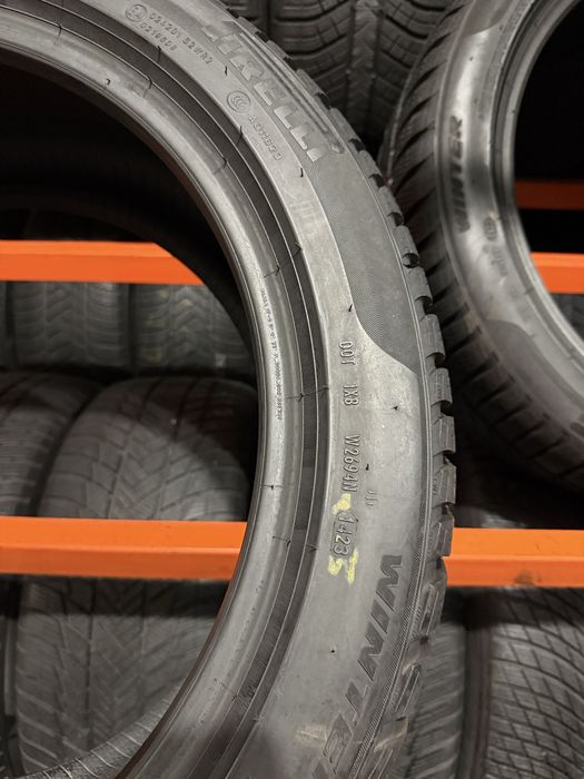 245/45 r 19 Pirelli 2шт.