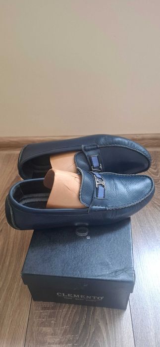 Продам шкіряні мокасіни