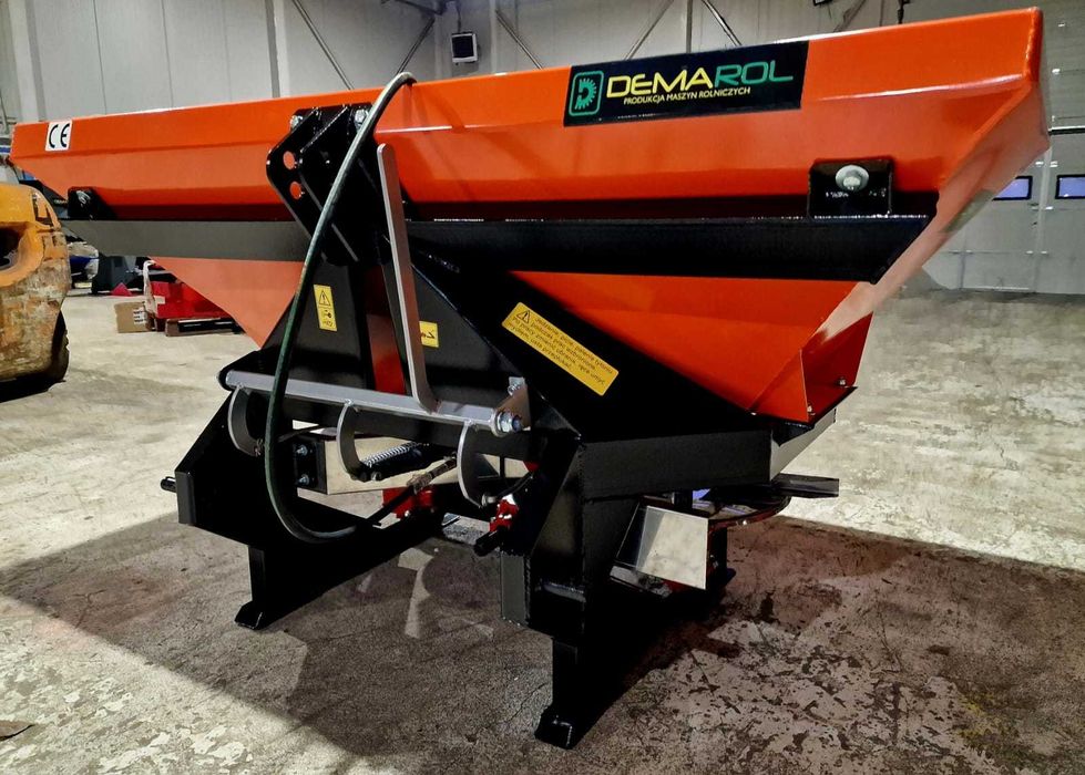 Rozsiewacz dwutalerzowy 400l Demarol