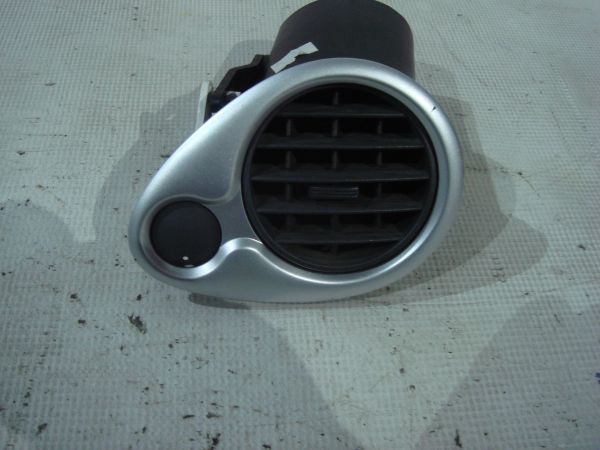 Difusor / saída de ar RENAULT Clio III (BR0/1, CR0/1)