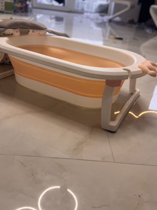 Ванночка детская корона стильная складная