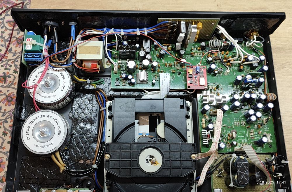 Harman Kardon HD755 po modyfikacja h Neel Audio, uszkodzony