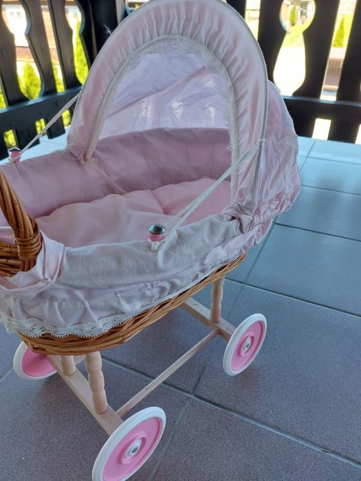 Wózek dla lalek wiklinowy różowy