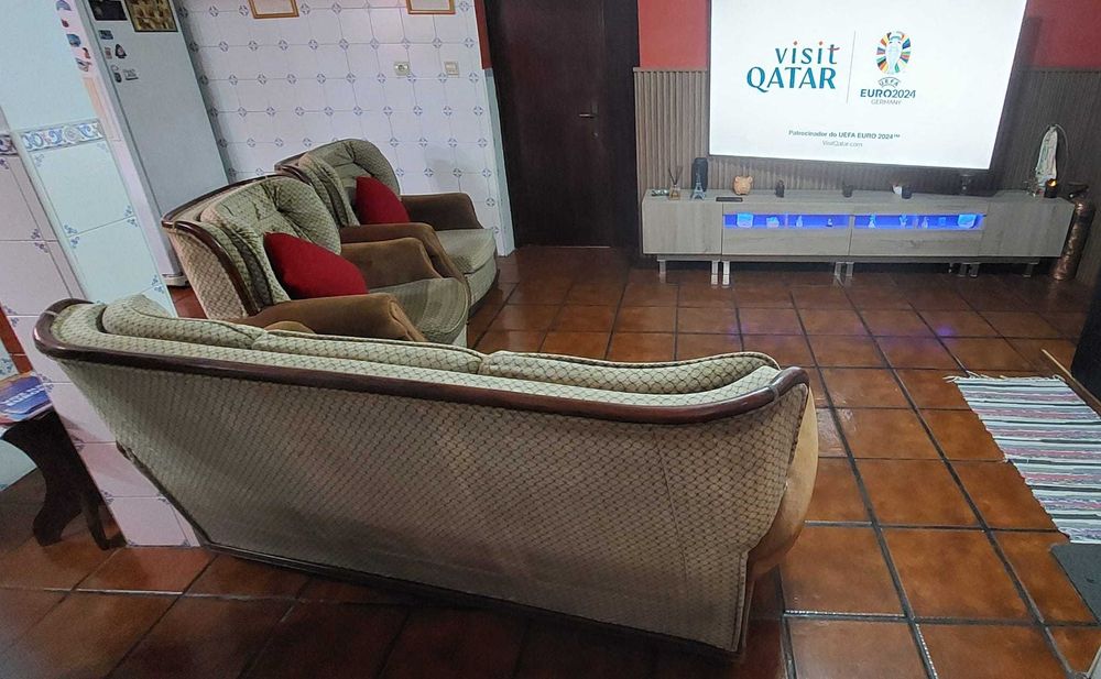 Sofás usados em boas condições