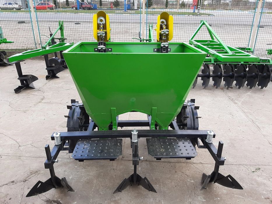 Картоплесаділка,саджалка,саджалка