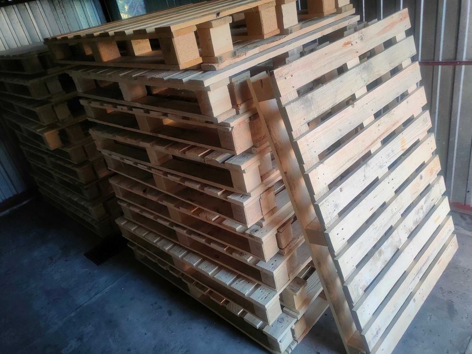 Palety przemysłowe drewniane ok. 140x95cm