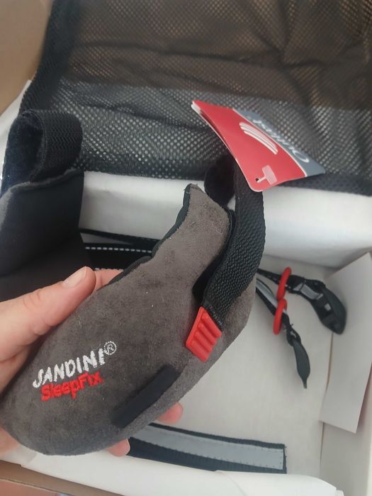 Suporte de cabeça pediatrico para bicicleta ou cadeira auto
