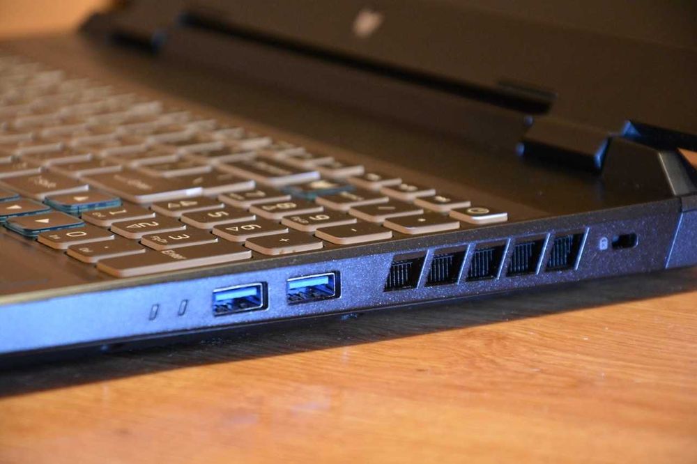 Acer Predator Helios Neo 16 PHN16-71 i9-13900HX/RTX 4070