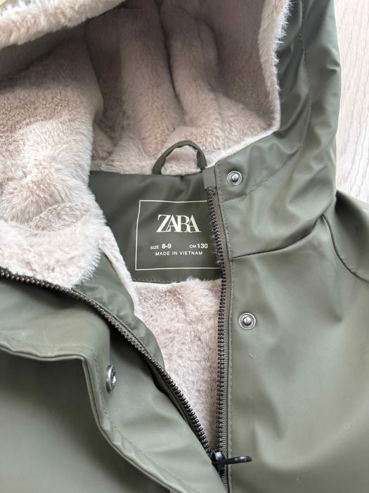 Przeciwdeszczowa parka ocieplana Zara dziewczynka