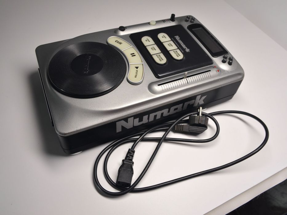 CD програвач NUMARK AXIS 4