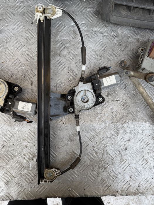 Стеклоподьемник передний Фиат добло 07г fiat doblo