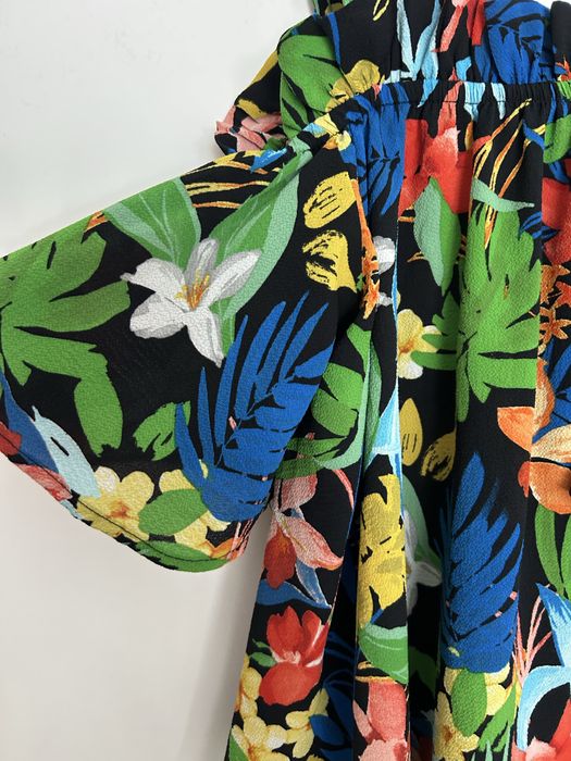 Conjunto blusa stradivarrius M e calças novas em polipele kiabi M