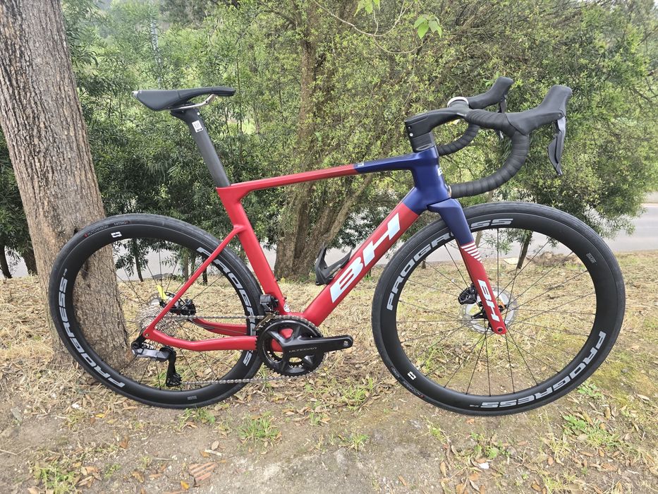 Bh rs1 ultegra di2 e rodas progress carbono