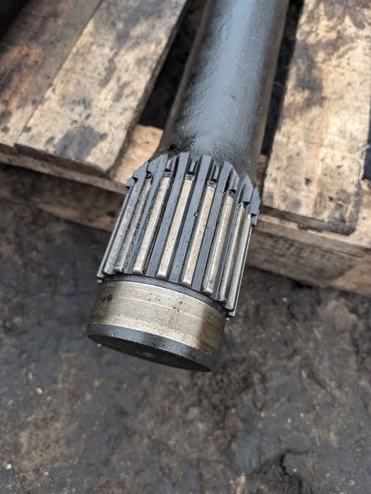 Полуось МтЗ 80 82 892 Піввісь/вісь/полоось Задній міст МТЗ/Задний Мост