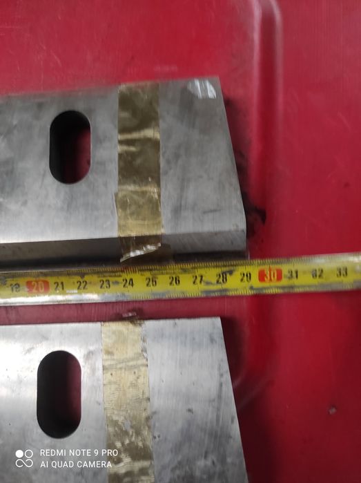 Noże do granulatora rozdrabniacza rębaka.