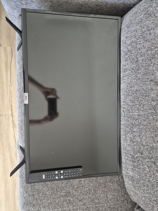 Televisão TCL 32ES560 (LED - 32'' - 81 cm - HD) Android TV com Netflix