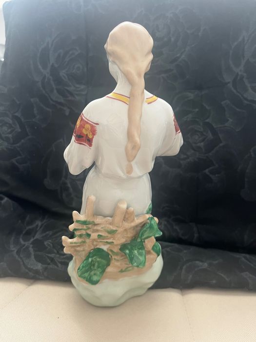 Figura porcelana Kocha nie kocha:)