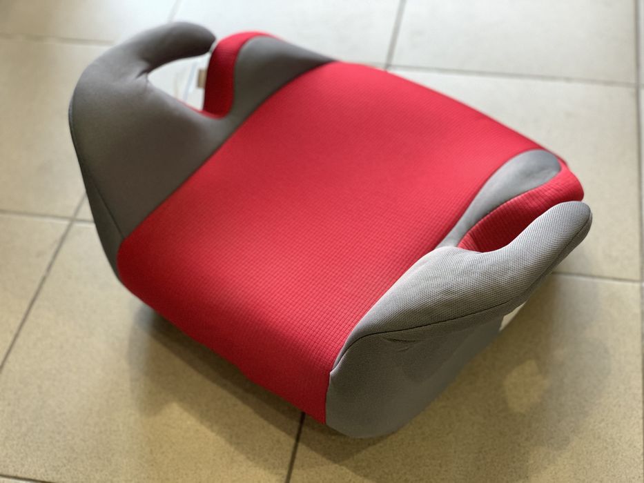 Автокресло - бустер для детей